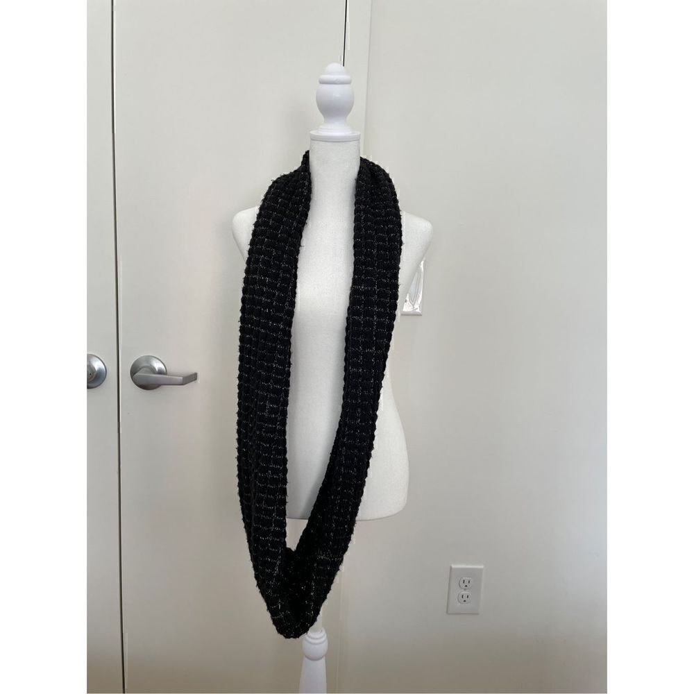Calvin Klein Scarf - Picture 2 of 6